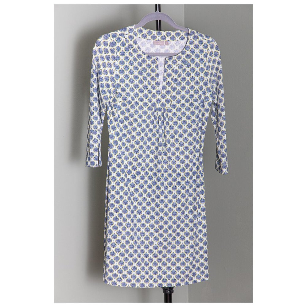 Ellie Kai - Half Sleeve Shift Dress